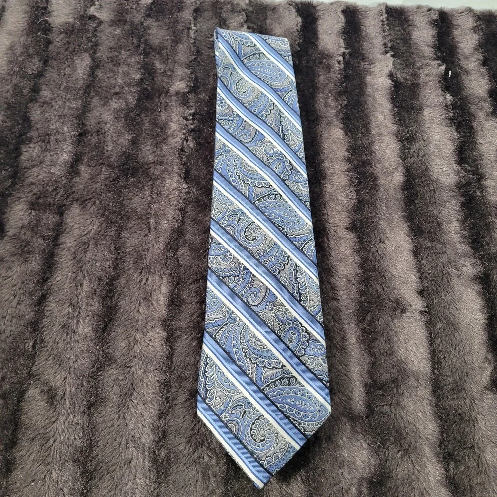 Pronto Uomo Couture Mens Blue Grey Paisley Striped 100% Silk Hand Made Necktie